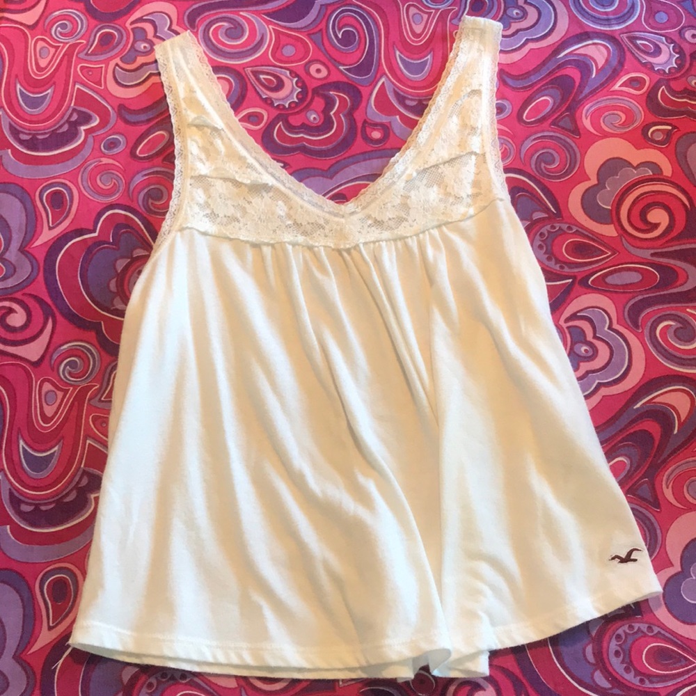 Hollister v neck shirt